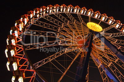 Ferris wheel at the Oktoberfest at night