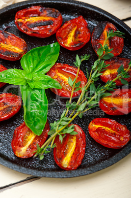 baked cherry tomatoes with basil and thyme