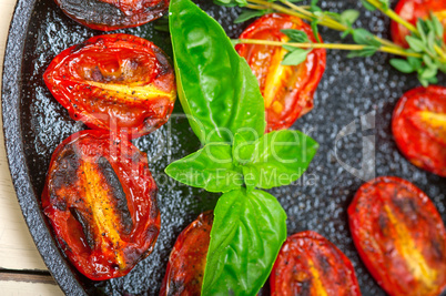 baked cherry tomatoes with basil and thyme