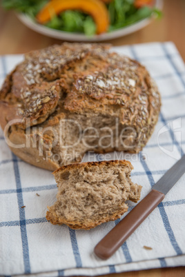 Frisches Vollkornbrot