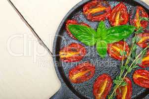 baked cherry tomatoes with basil and thyme
