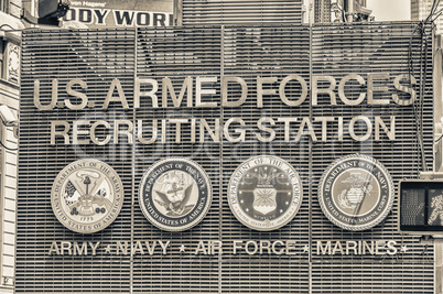 NEW YORK CITY - JUNE 9: U.S. Armed Forces Recruiting Station rec