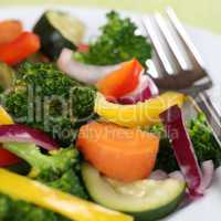 Vegetarisch oder vegan essen Gemüse Teller