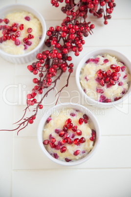 Milchreis mit Granatapfel Kernen