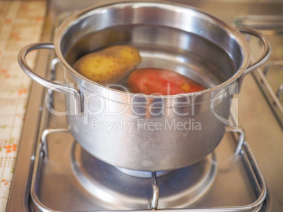Saucepot on cooker