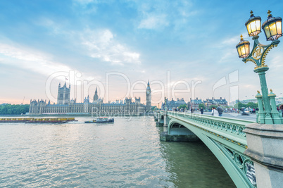 Westminster Bridge and Houses of Parliament at dusk - London