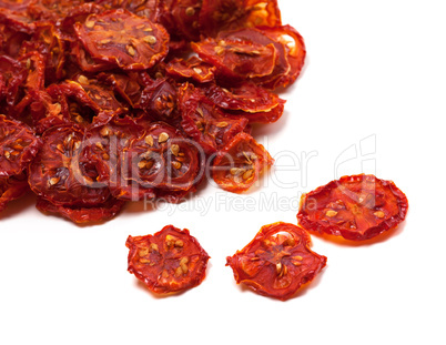 Dried slices of ripe tomato