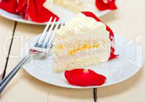 whipped cream mango cake