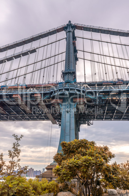 Perspective view of Manhattan Bridge in New York