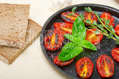 baked cherry tomatoes with basil and thyme