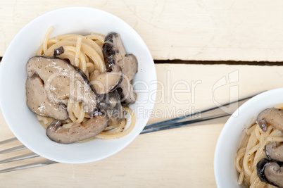 Italian spaghetti pasta and mushrooms