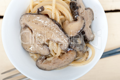 Italian spaghetti pasta and mushrooms