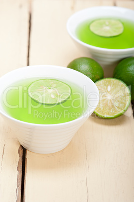 green lime lemonade