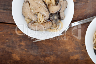 Italian spaghetti pasta and mushrooms