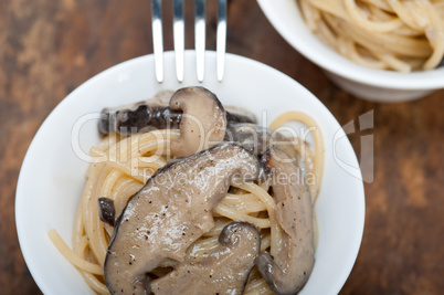 Italian spaghetti pasta and mushrooms