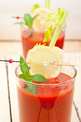 fresh tomato juice