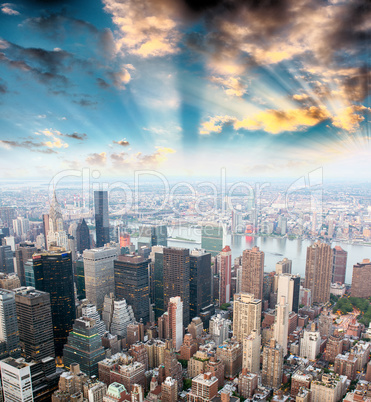 Beautiful sunset sky over Midtown Manhattan