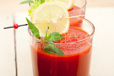 fresh tomato juice