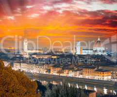 Florence (Firenze) sunset skyline with Palazzo Vecchio and Duomo