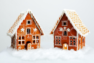 The hand-made eatable gingerbread houses and snow decoration