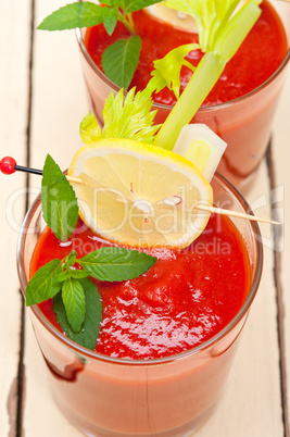 fresh tomato juice