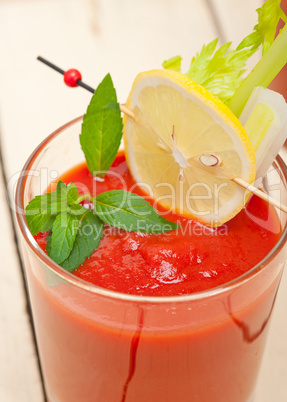 fresh tomato juice