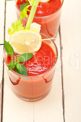 fresh tomato juice