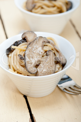 Italian spaghetti pasta and mushrooms