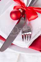 Romantic red Christmas table setting