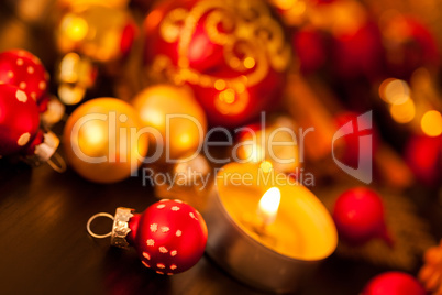 Warm gold and red Christmas candlelight background