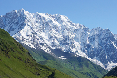 Gipfel des Schchara, höchster Berg Georgiens, Kaukasus