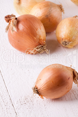 Small fresh brown onions