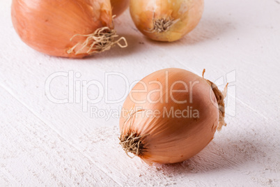 Small fresh brown onions