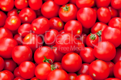 fresh red tomatoes on market