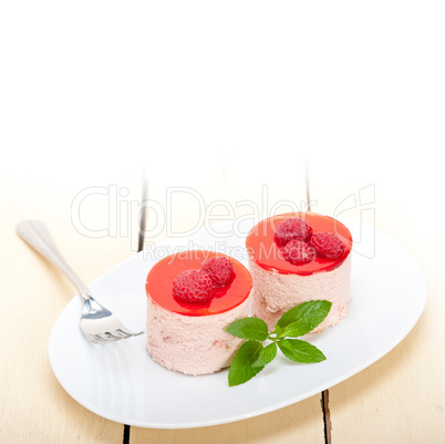 fresh raspberry cake mousse dessert