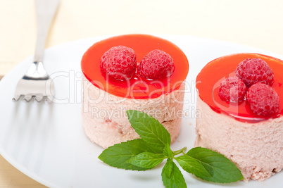 fresh raspberry cake mousse dessert