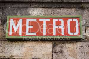 Paris Metro sign