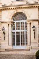 Exterior of a historical townhouse in Paris