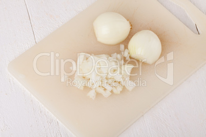 Whole, peeled and diced brown onion