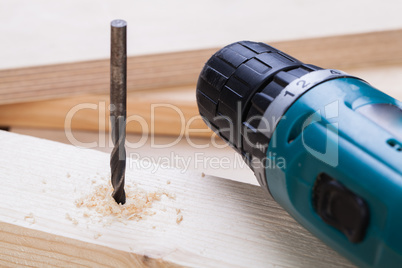 Battery operated hand drill and bit