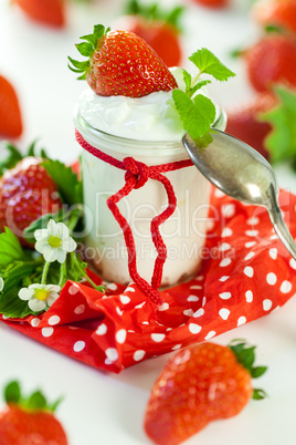 Fresh strawberries with healthy yogurt