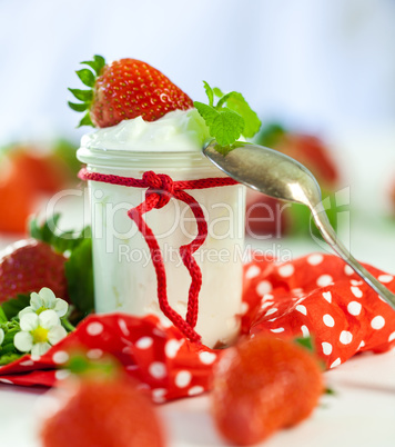 Fresh strawberries with healthy yogurt