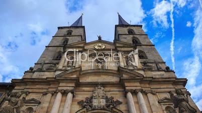 Kloster Michelsberg (Michaelsberg) in Bamberg, Germany with blue sky and closeup view of statues, timelapse