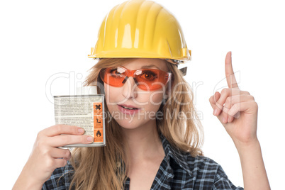 Handwerker mit Schutzbrille