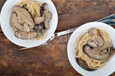 Italian spaghetti pasta and mushrooms