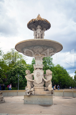 Water fountain in the "Park of the Pleasant Retreat" (Retiro Par