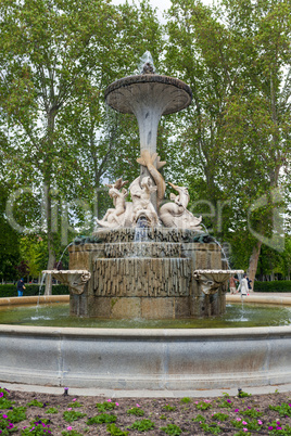 Water fountain in the "Park of the Pleasant Retreat" (Retiro Par