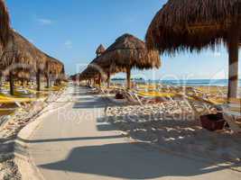 Verlassener Resort Strand in Cancun