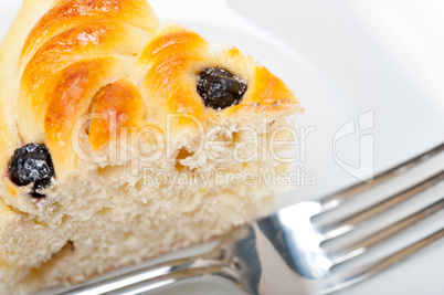 blueberry bread cake dessert