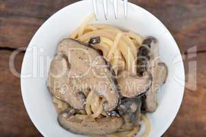 Italian spaghetti pasta and mushrooms